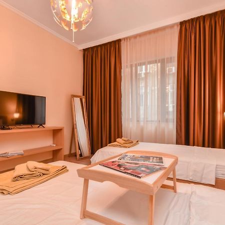 Sofia Dream Apartment - The Library - 3-Bdr, 2-Bthr By Flat Mаnager Luaran gambar