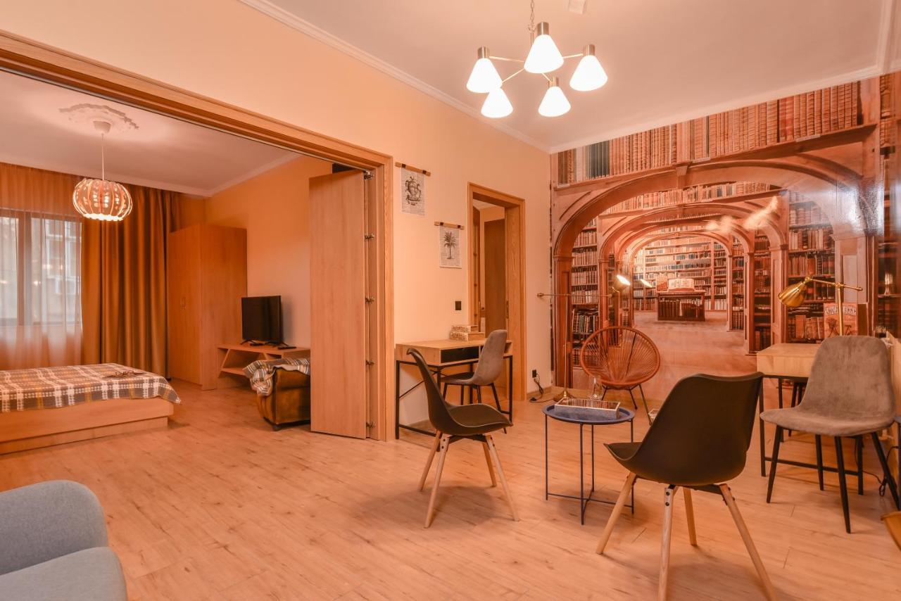 Sofia Dream Apartment - The Library - 3-Bdr, 2-Bthr By Flat Mаnager Luaran gambar