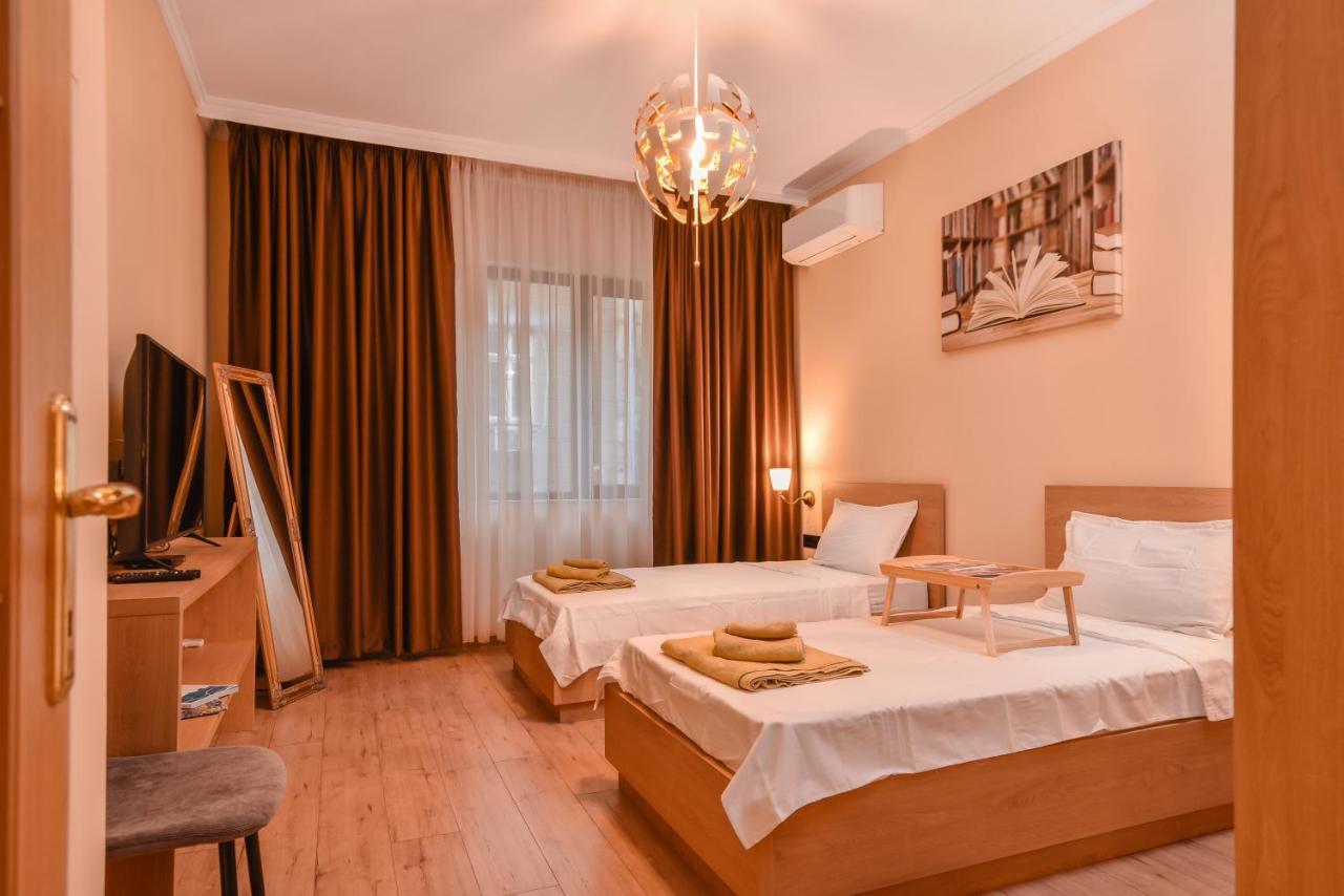 Sofia Dream Apartment - The Library - 3-Bdr, 2-Bthr By Flat Mаnager Luaran gambar